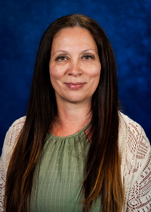 A photo of Elena Owen