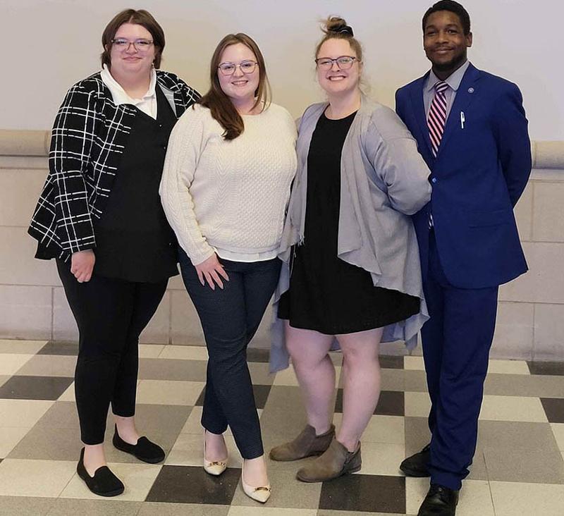 Debate Team Finishes Season with Wins