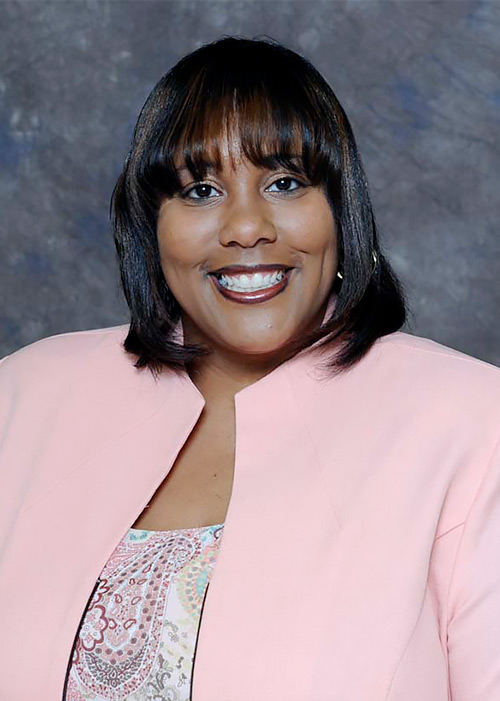 A photo of Roxanne Bowen